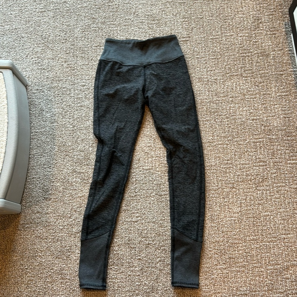 Alo Leggings